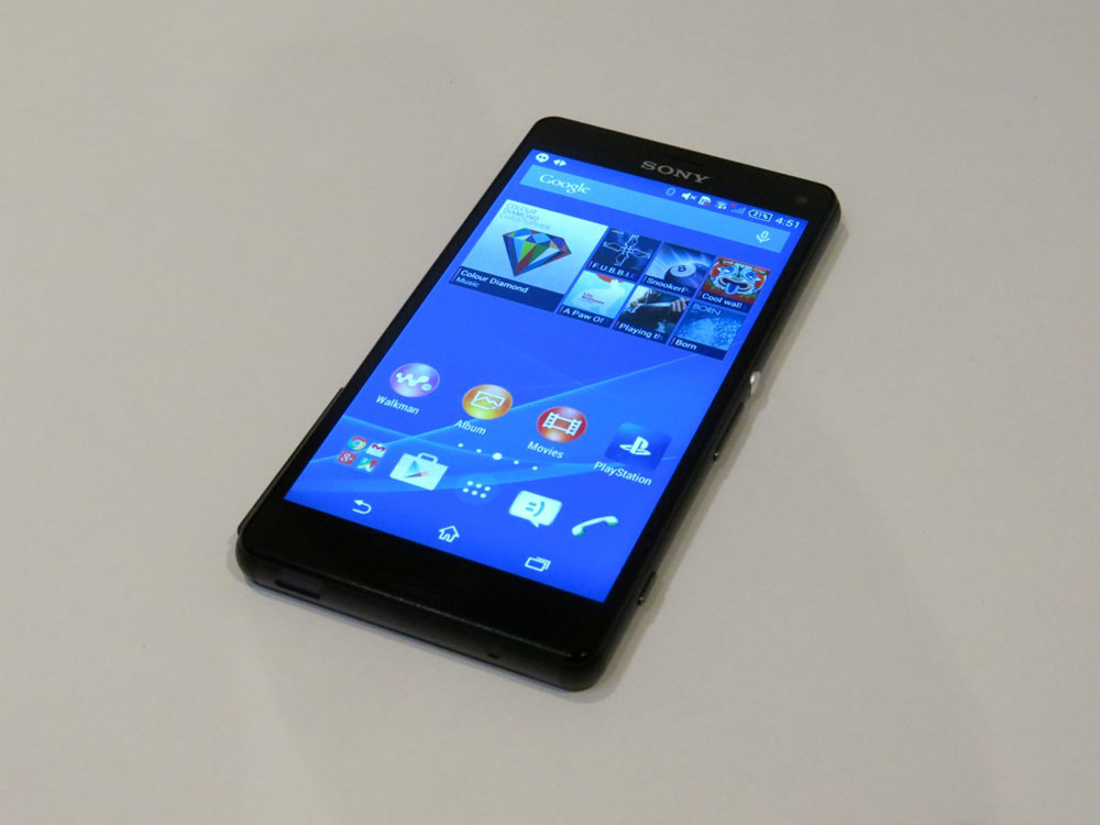 SonyXperiaZ3Compact-FaceUp