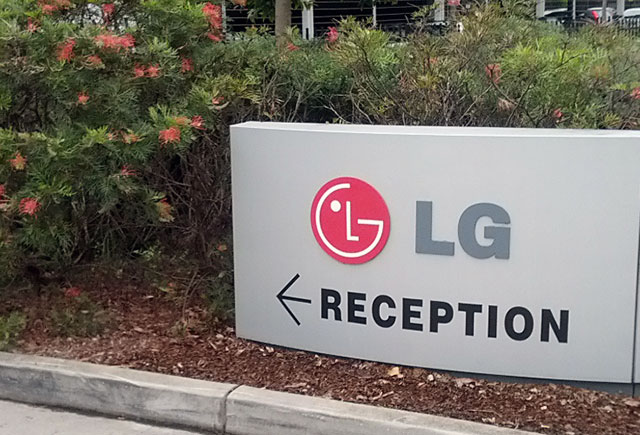 lg-reception2