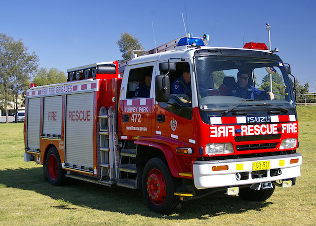 NSW_Fire_Brigades_Pumper_Class_2_and_rescue