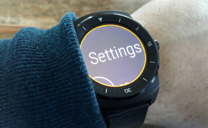 Android Wear screen magnification - settings
