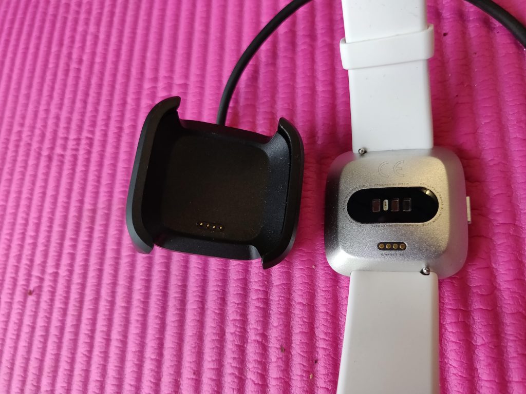 fitbit low battery notifier where