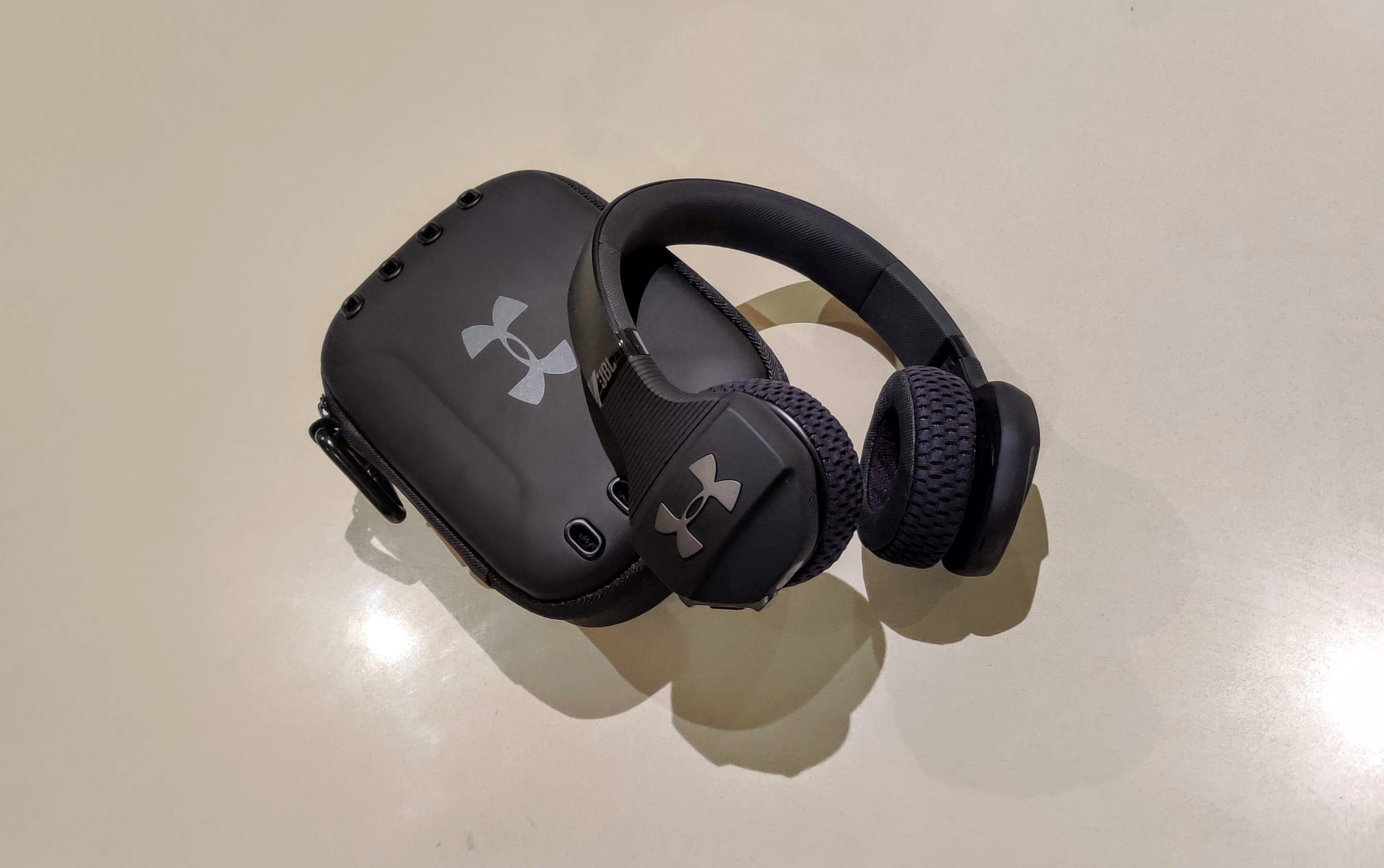 profundidad expedido loto Review: Under Armour Sport Wireless Train by JBL - finally some top notch  on-ear exercise headphones - Ausdroid