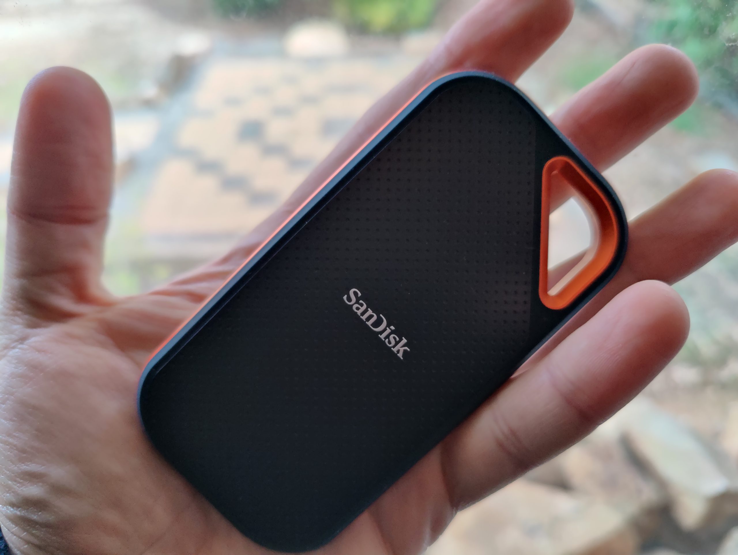 SanDisk Extreme Pro v2 Portable SSD Review: High-dollar Design and  Performance