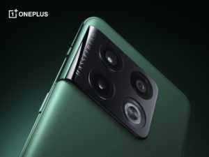 OnePlus-10-Pro_Green-Headshot-300x225.jpg