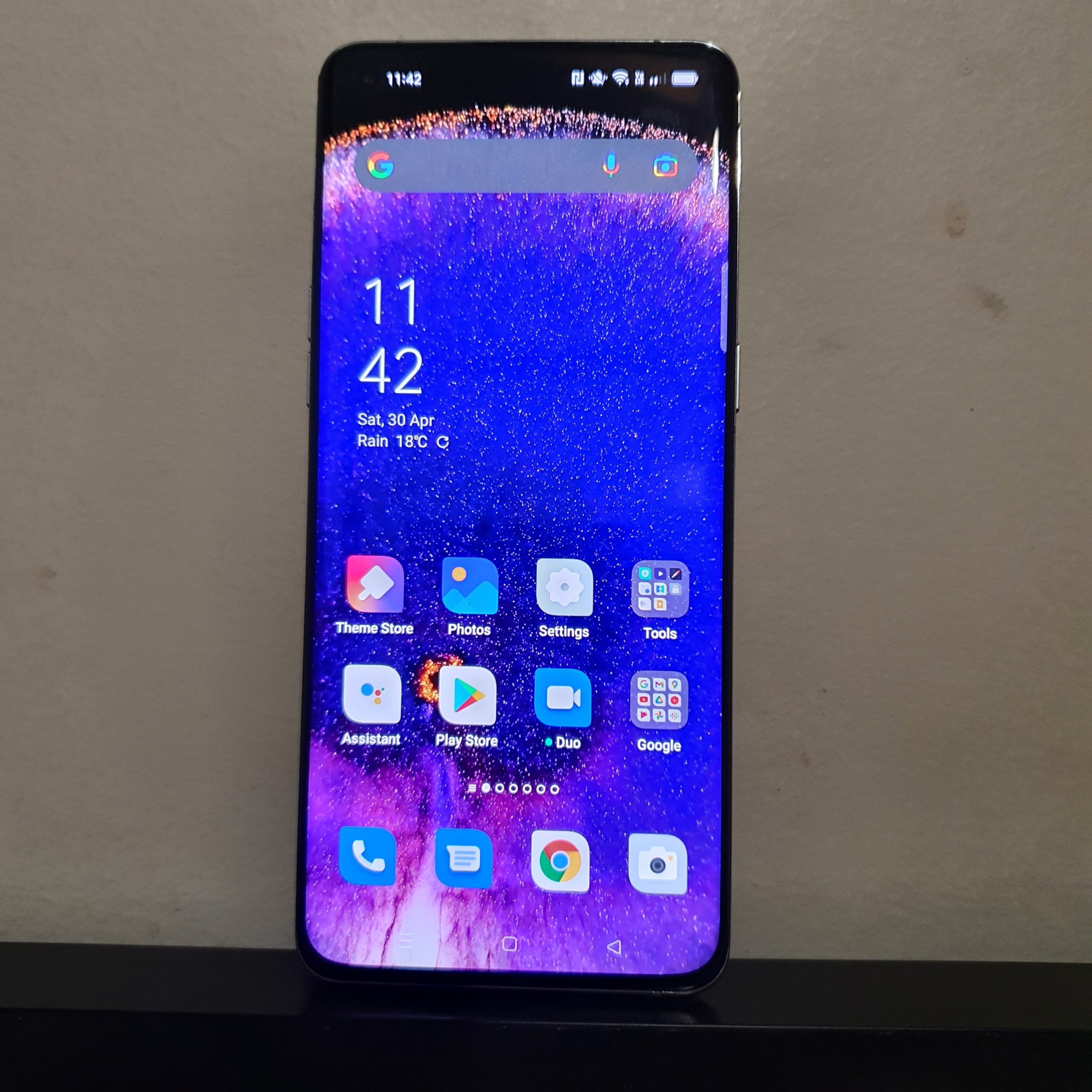 OPPO Find X5 Pro Display front