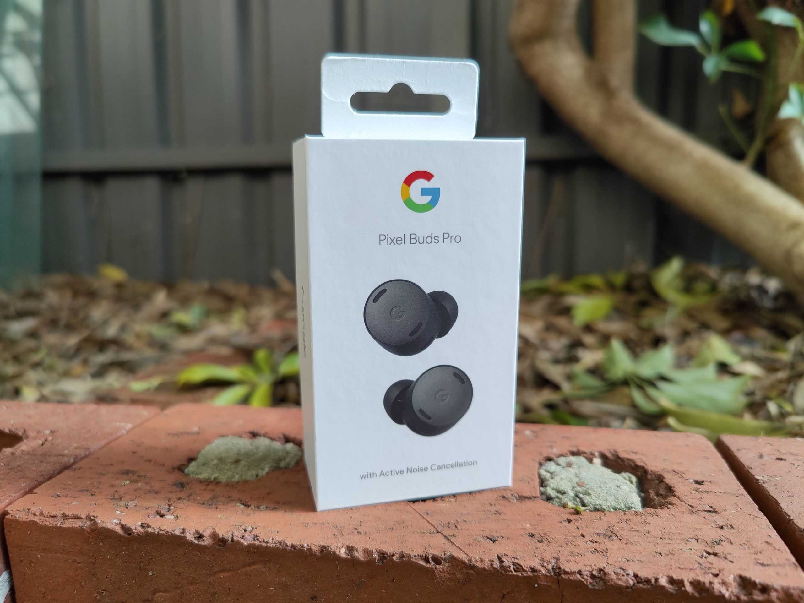Hands-on Review: Google Pixel Buds Pro