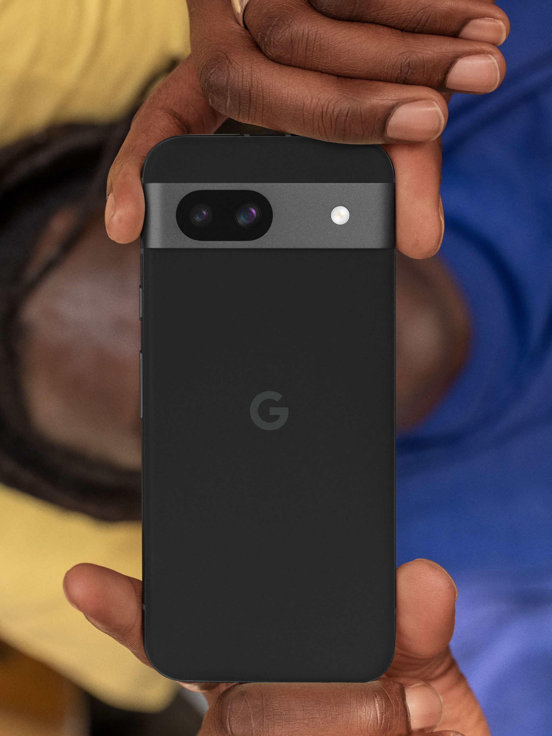 Google Pixel 8a Obsidian 2